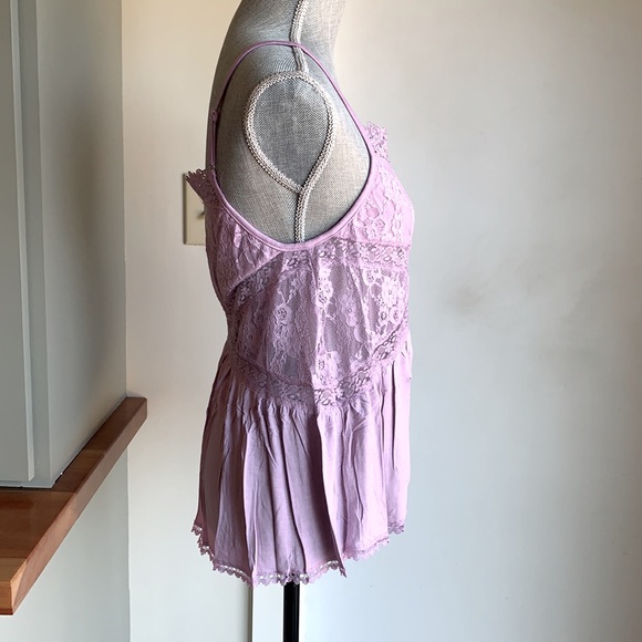 “The Iris” Purple Lace Tank Top - Picture 6 of 7